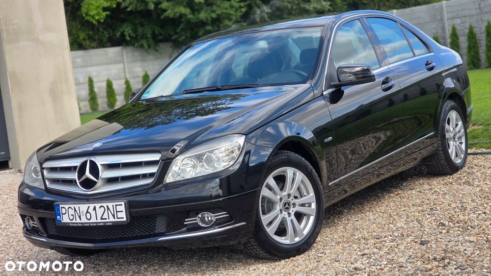 Mercedes-Benz Klasa C 180 Kompressor BlueEFFICIENCY Avantgarde - 2