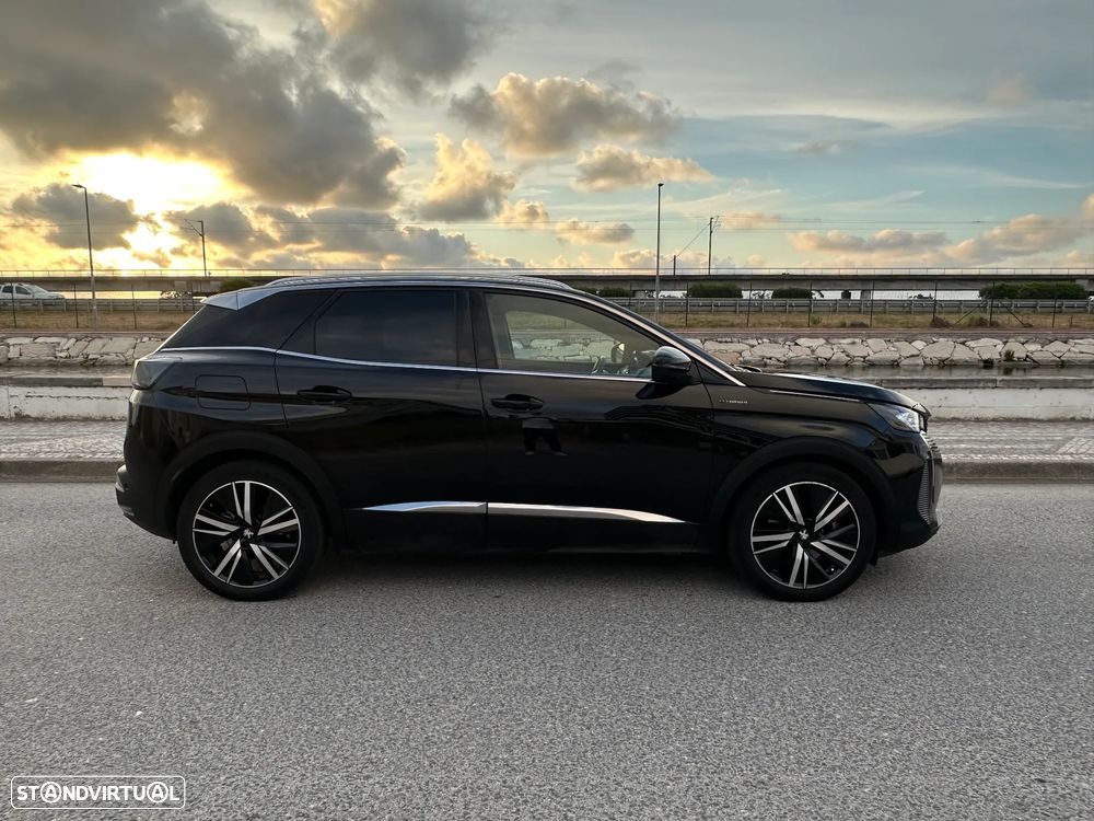 Peugeot 3008 1.6 Hybrid4 GT e-EAT8 - 52