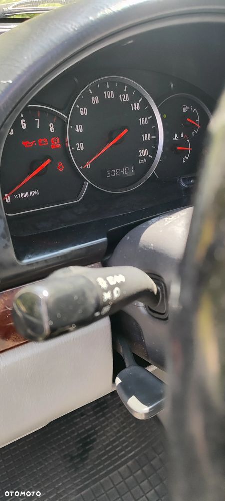 Suzuki Grand Vitara 2.7 V6 7os - 22