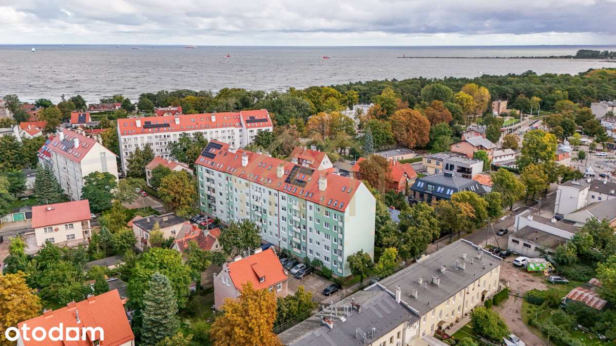 300 metrów od plaży