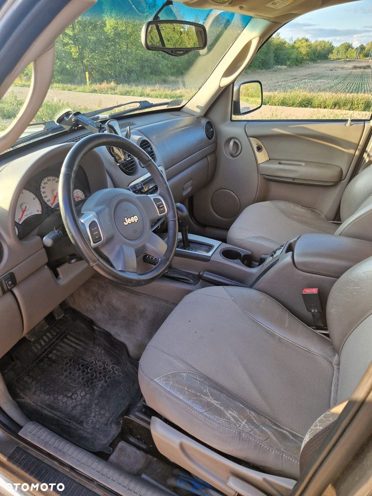 Jeep Cherokee 2.8L CRD Renegade - 7
