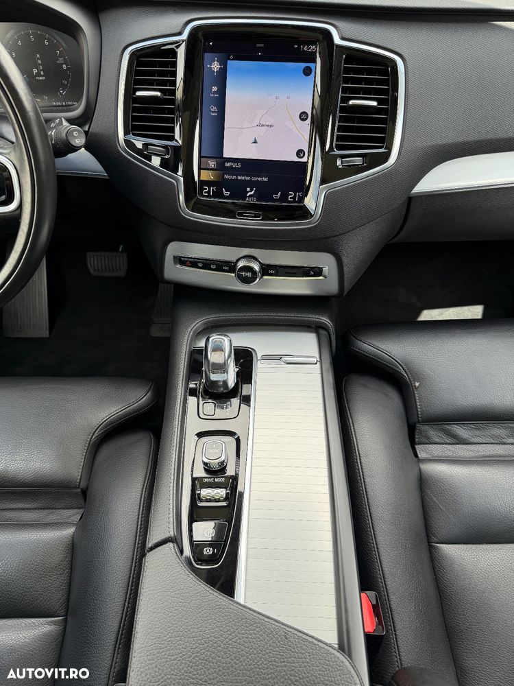 Volvo XC 90 T8 AWD Recharge Geartronic Inscription Edition - 17