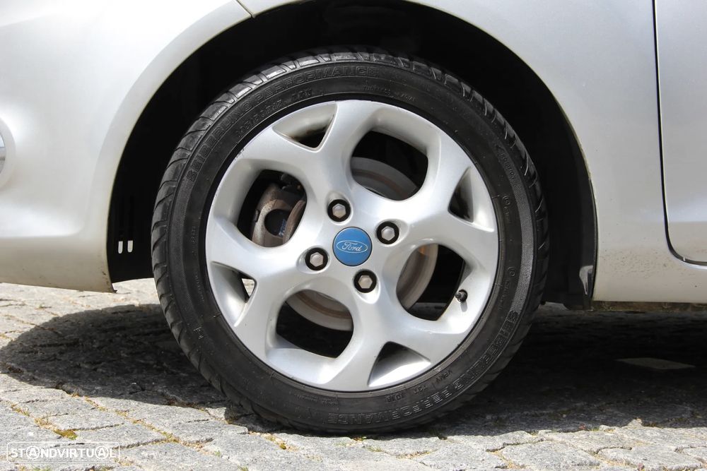 Ford Fiesta 1.25 Titanium - 17