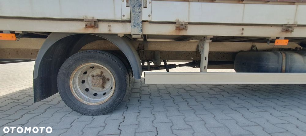 Nissan Cabstar - 4