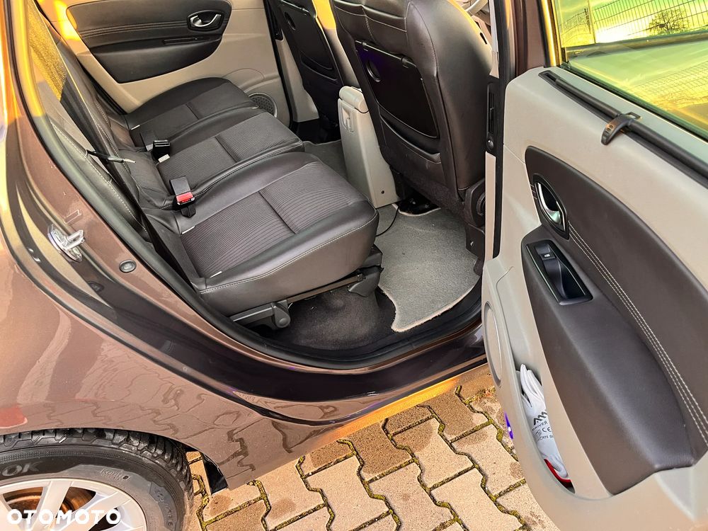 Renault Grand Scenic Gr 2.0 16V Privilege CVT - 4