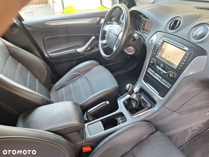 Ford Mondeo 2.0 TDCi Titanium X - 27