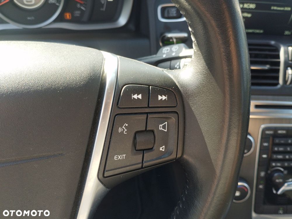 Volvo XC 60 - 24