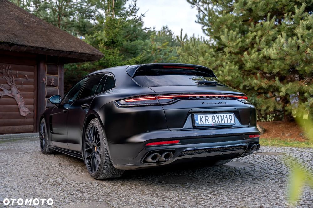 Porsche Panamera - 12