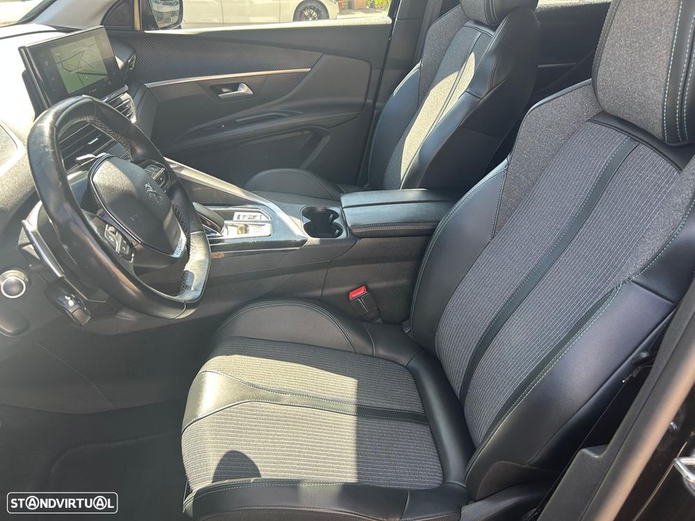 Peugeot 3008 1.6 Hybrid Allure e-EAT8 - 21