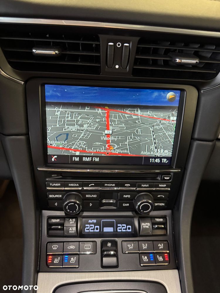 Porsche 911 Carrera S PDK - 19