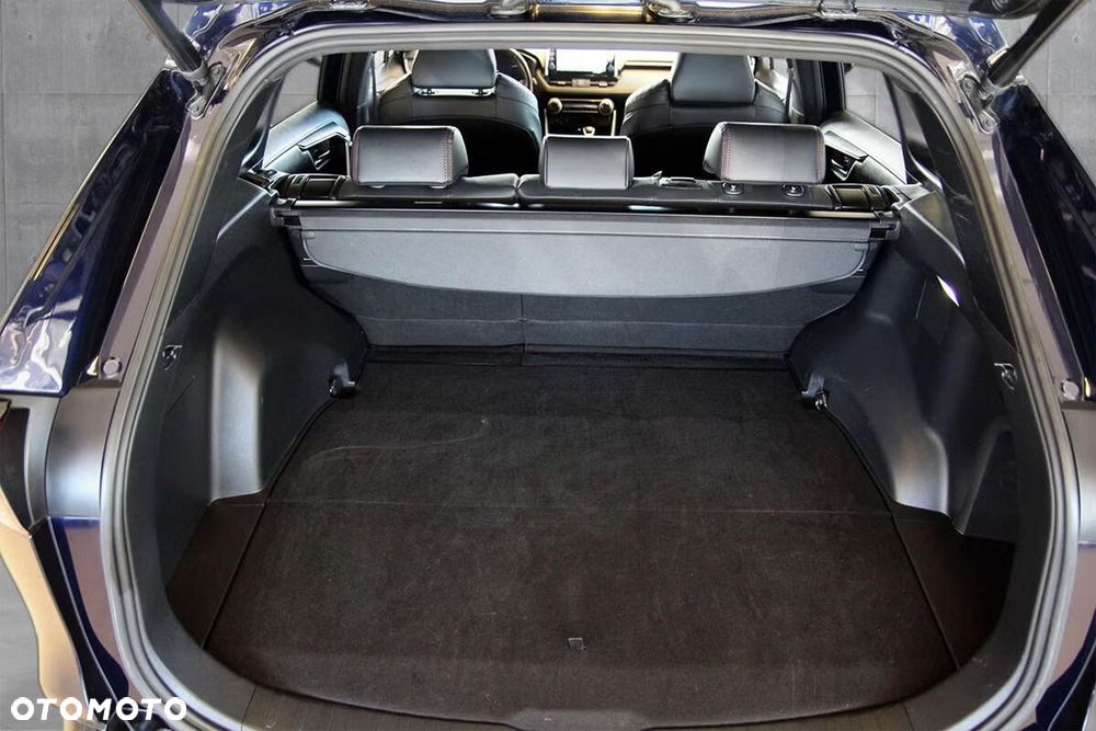 Toyota RAV4 - 8