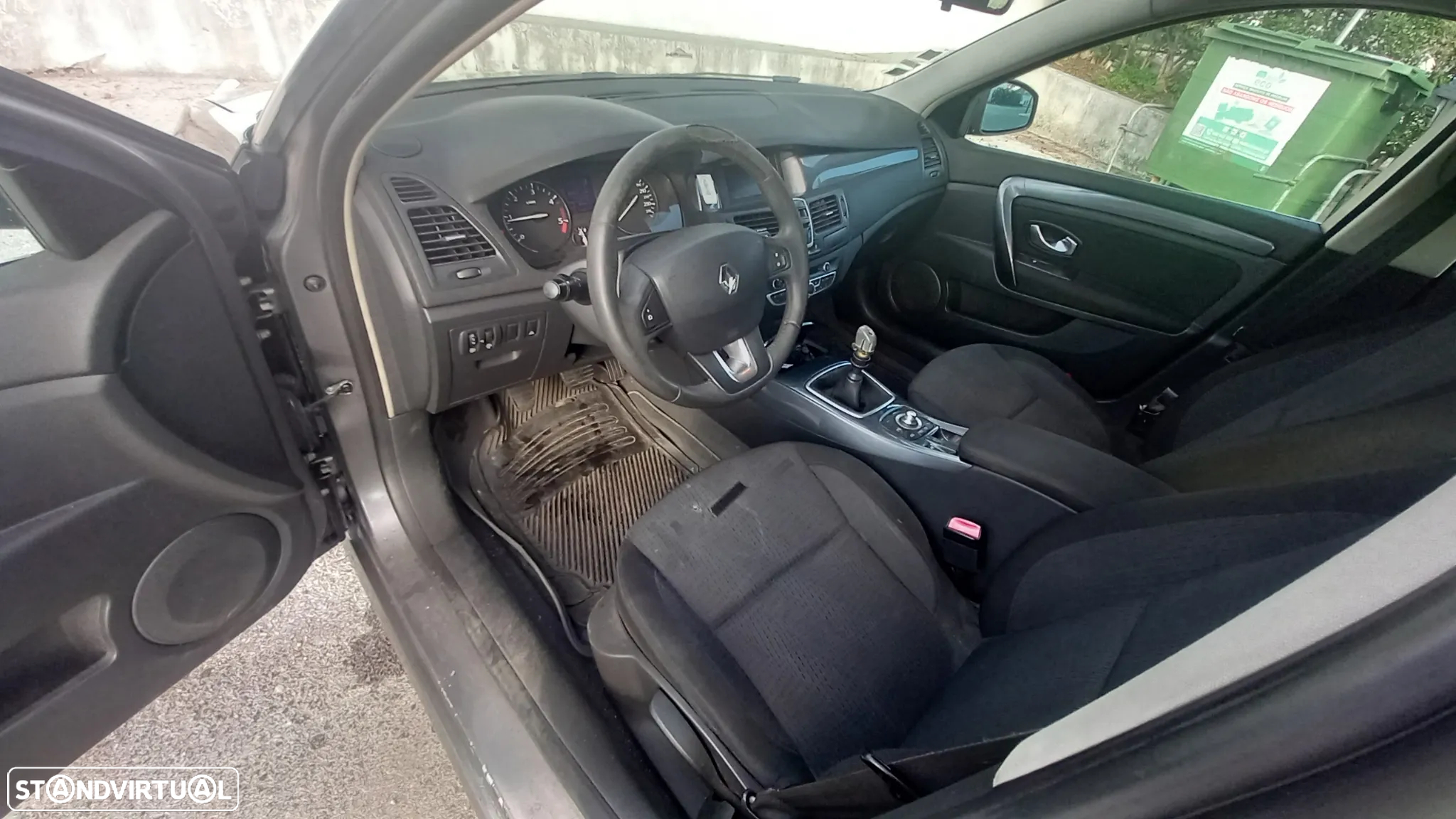 Renault Laguna 1.5 dCi Confort - 9