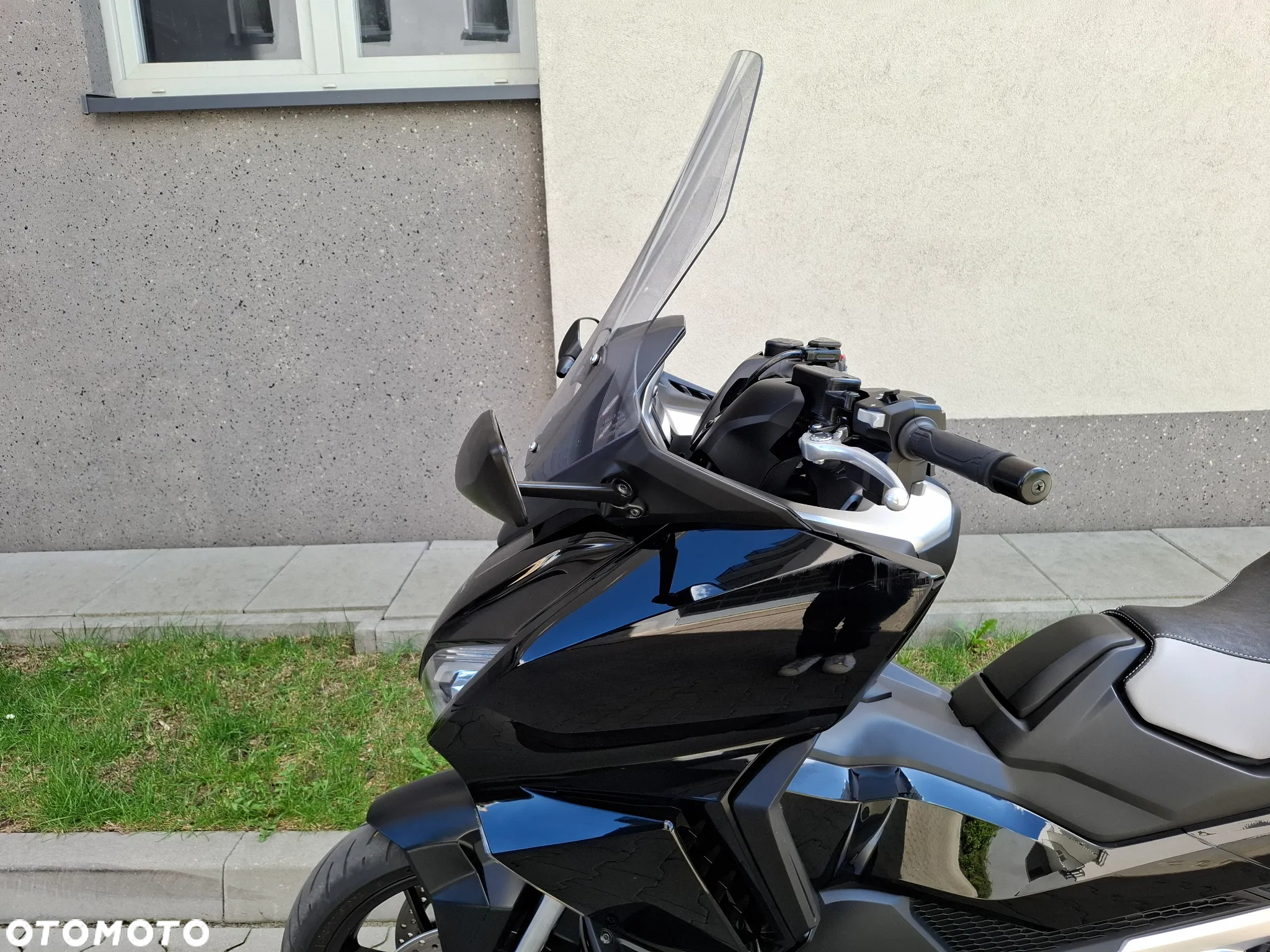 Honda NSS - 6