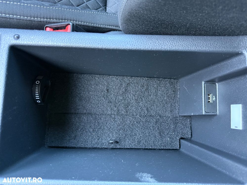 Skoda Superb 1.5 TSI ACT DSG Ambition - 27