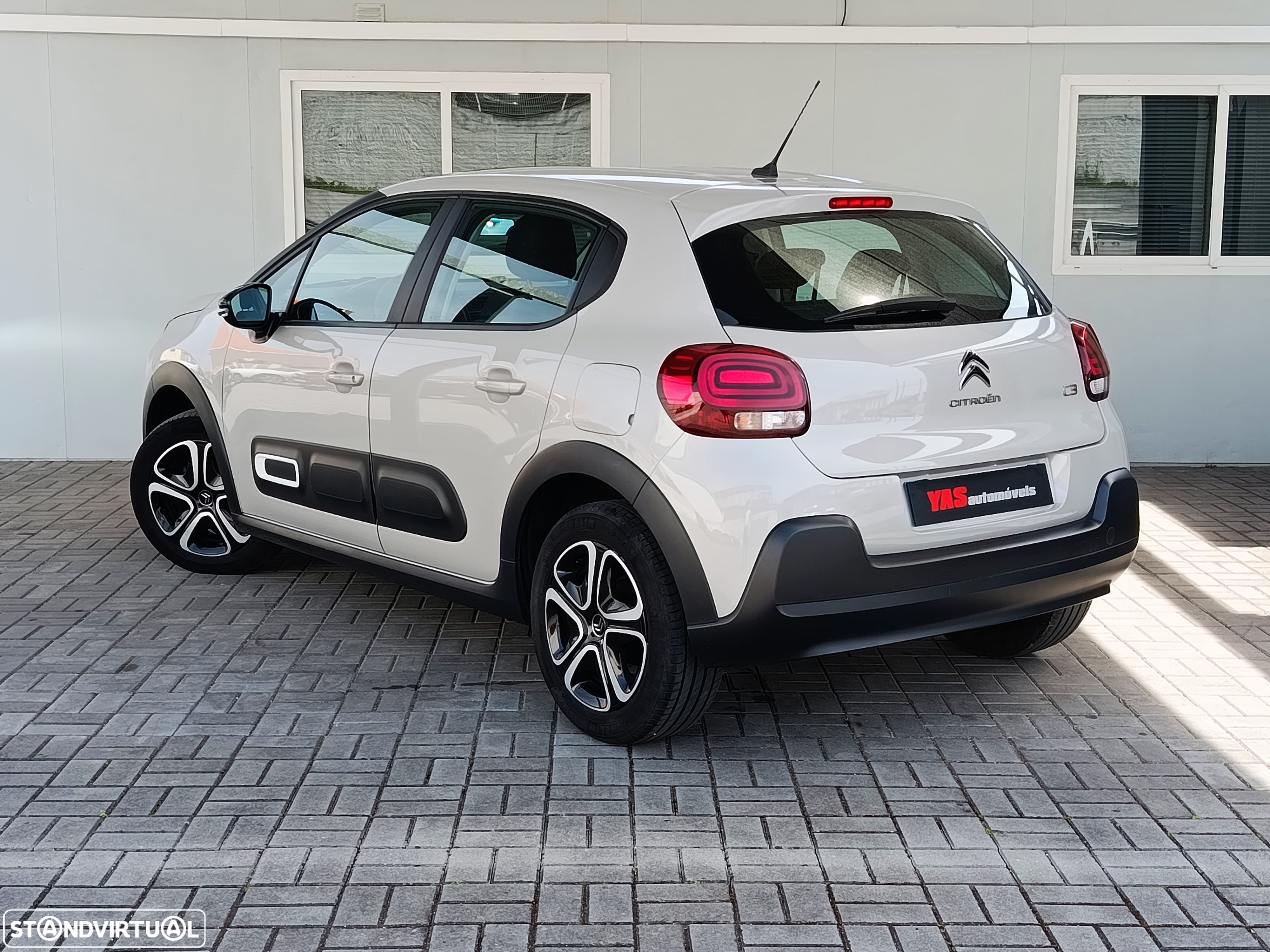 Citroën C3 Pure Tech Feel - 21