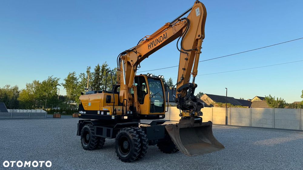Hyundai Robex 140 - 12