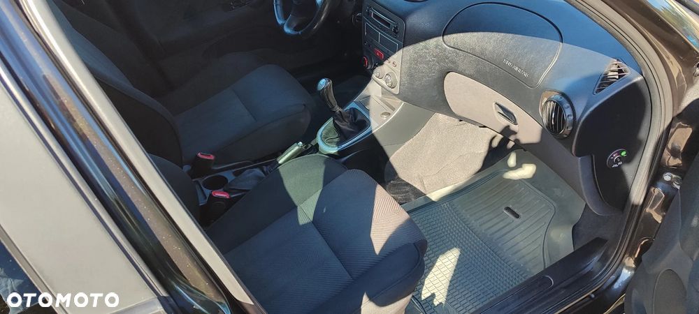 Alfa Romeo 147 1.6 Twin Spark ECO Shape - 10