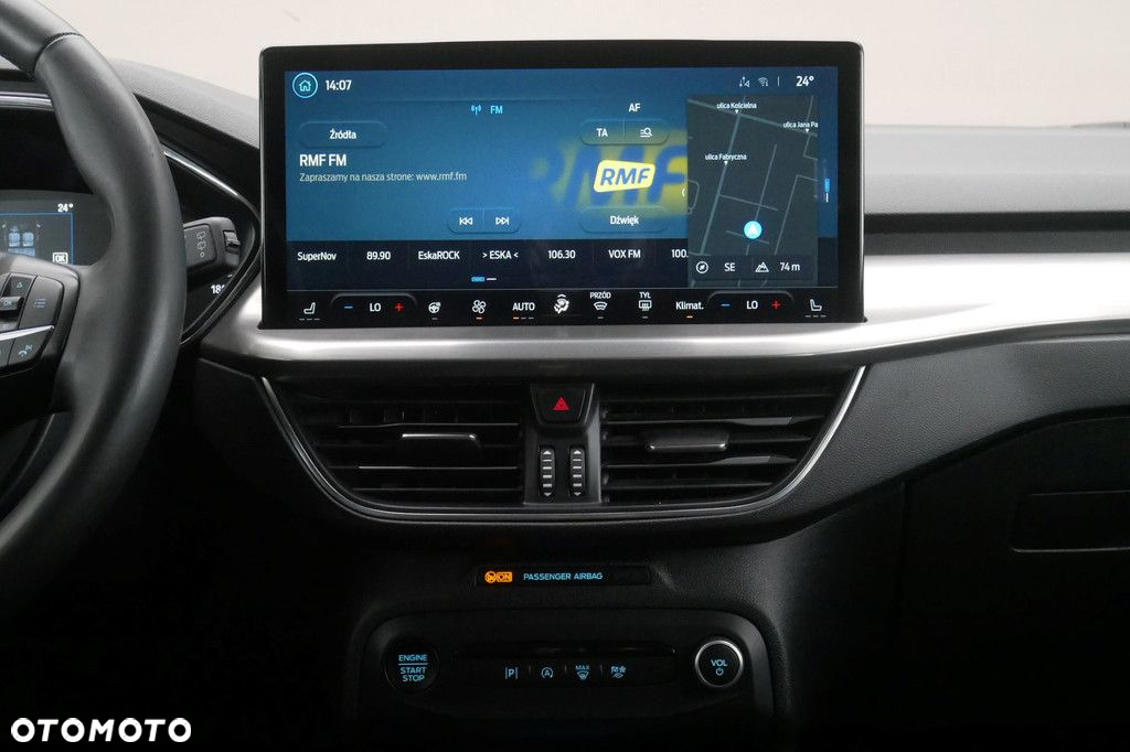 Ford Focus 1.0 EcoBoost Titanium - 10