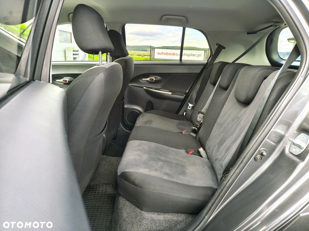 Toyota Urban Cruiser 1.4 D-4D 4x4 - 21
