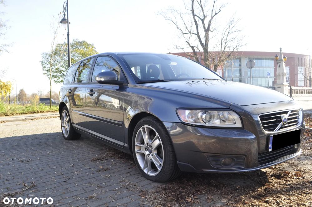 Volvo V50 - 2
