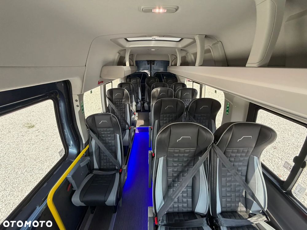 Ford Transit - 24