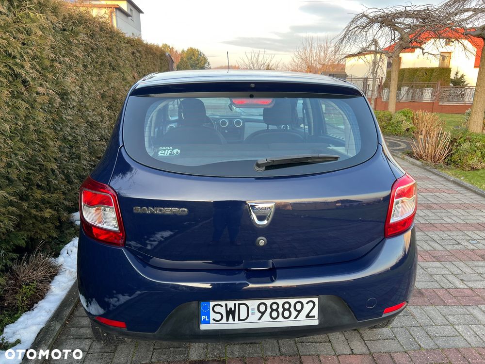 Dacia Sandero 1.2 16V 75 Essentiel - 4
