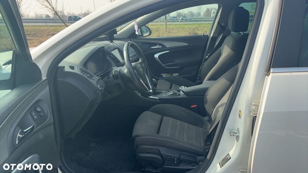 Opel Insignia 1.6 T Edition S&S - 10