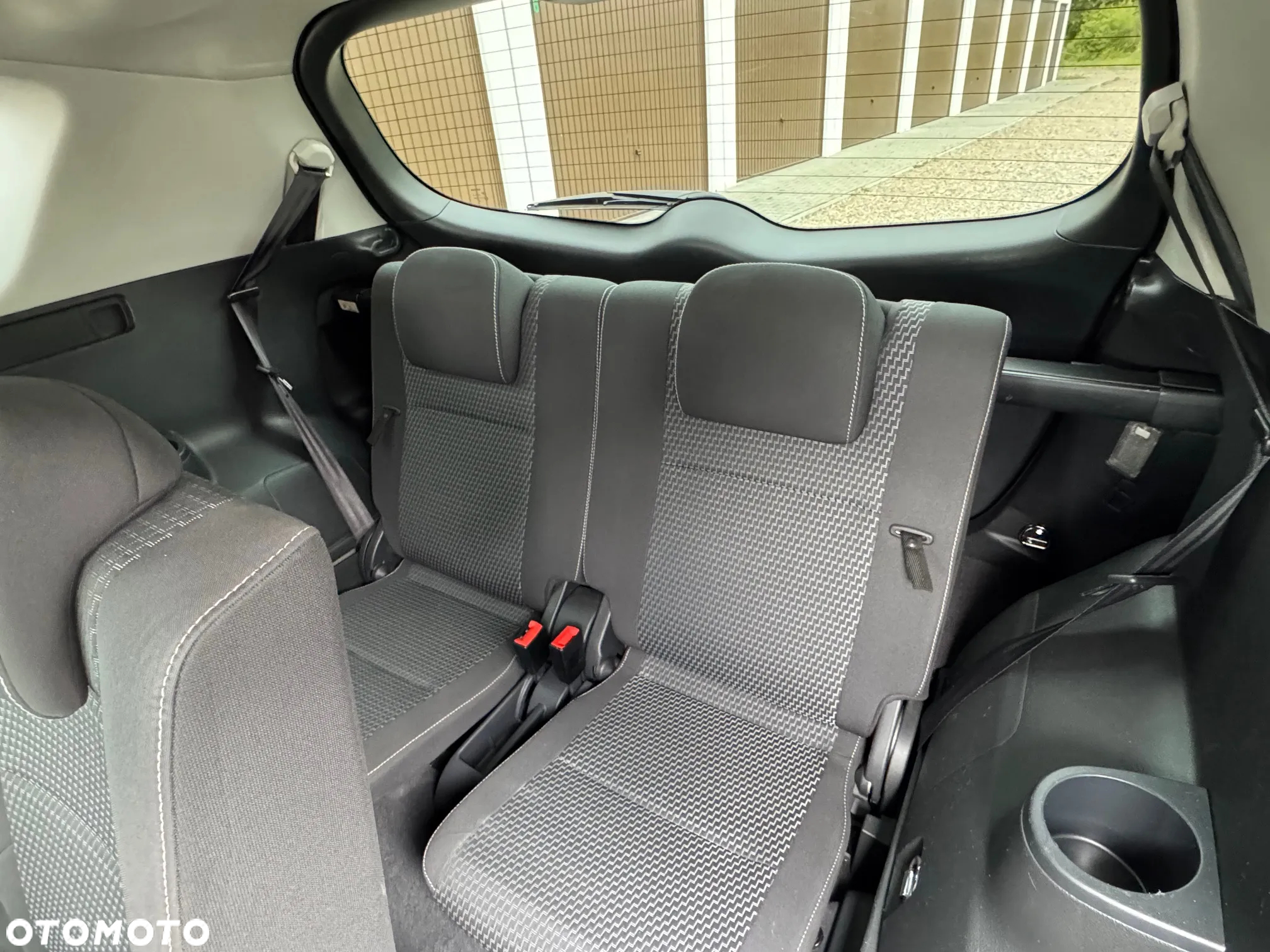 Toyota Verso 1.8 Premium 7os - 8