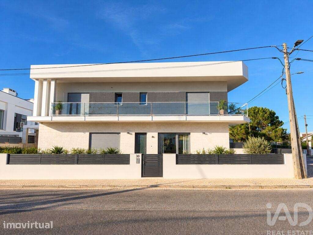 Casa T4 em Fernão Ferro de 152,00 m2 - Grande imagem: 4/12