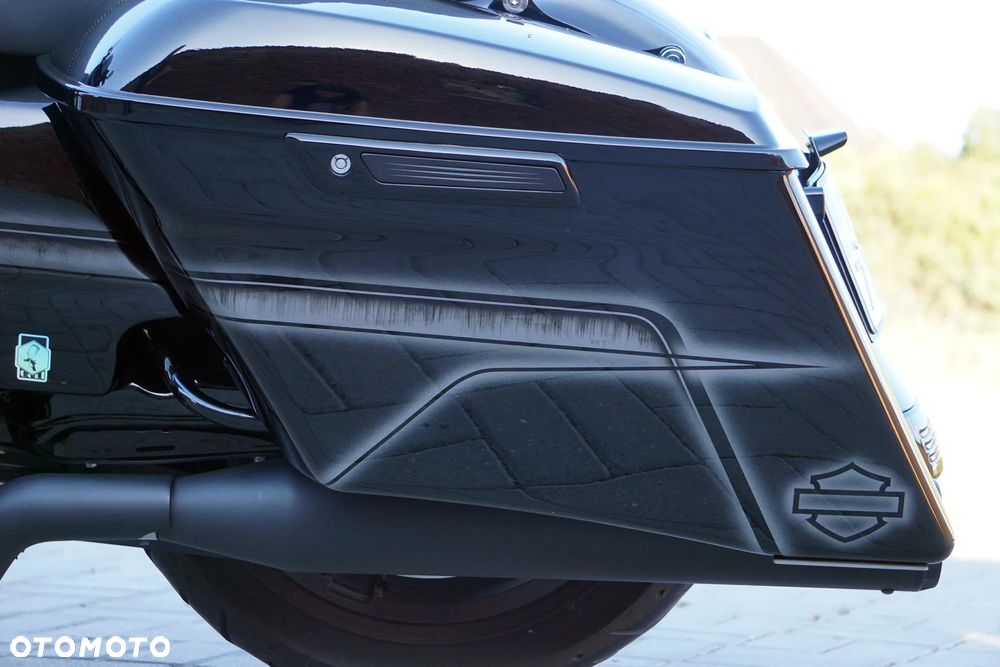 Harley-Davidson Touring Street Glide - 9