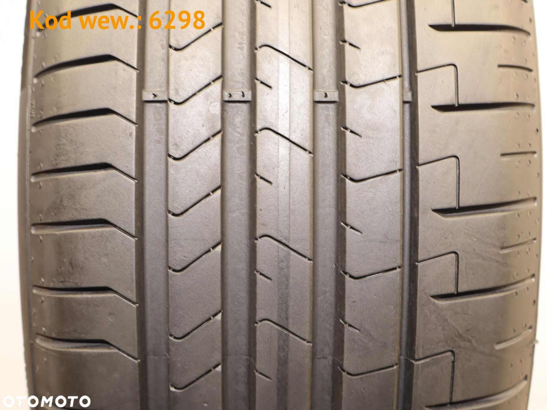 Pirelli P ZERO TM - 245/45 R18 - 7