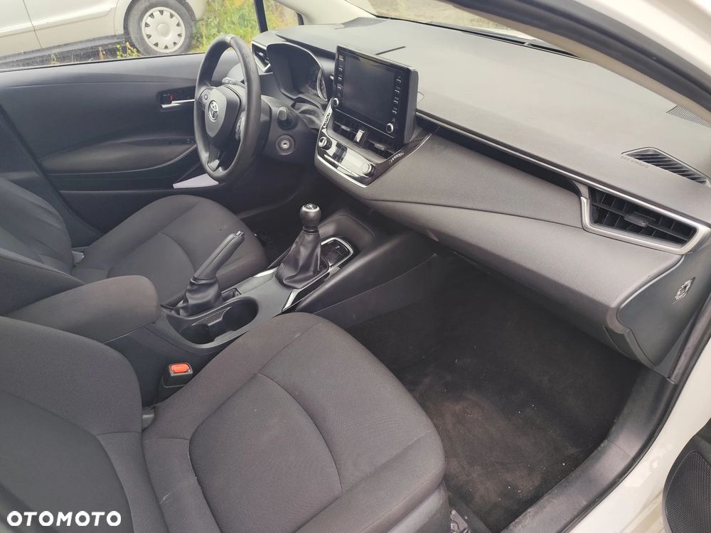 Toyota Corolla 1.5 Active - 6
