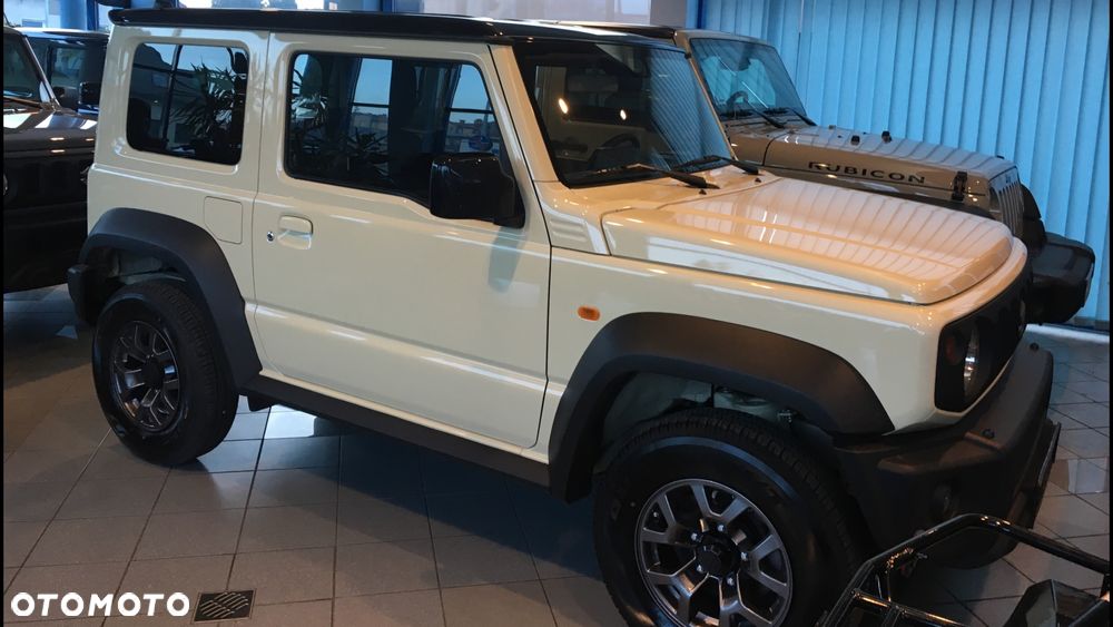 Suzuki Jimny - 29