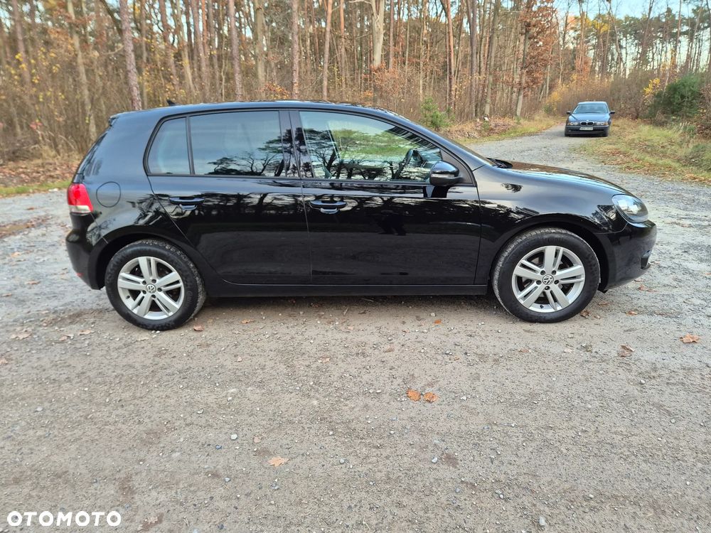 Volkswagen Golf 1.6 TDI DPF MATCH - 4