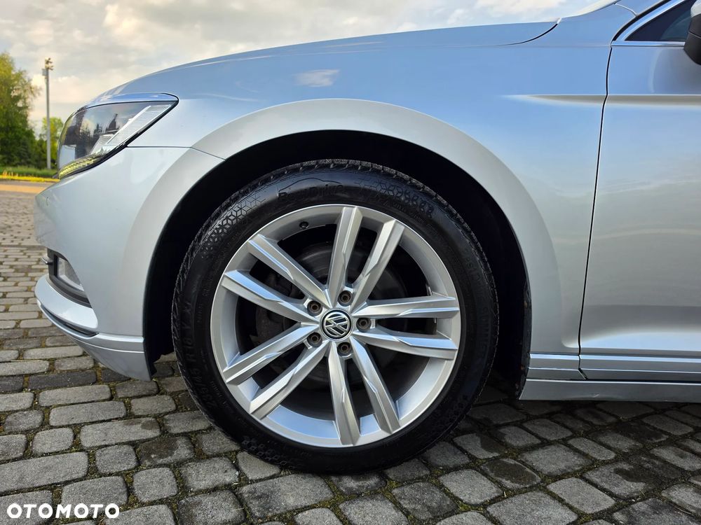 Volkswagen Passat 2.0 TDI (BlueMotion Technology) Comfortline - 17