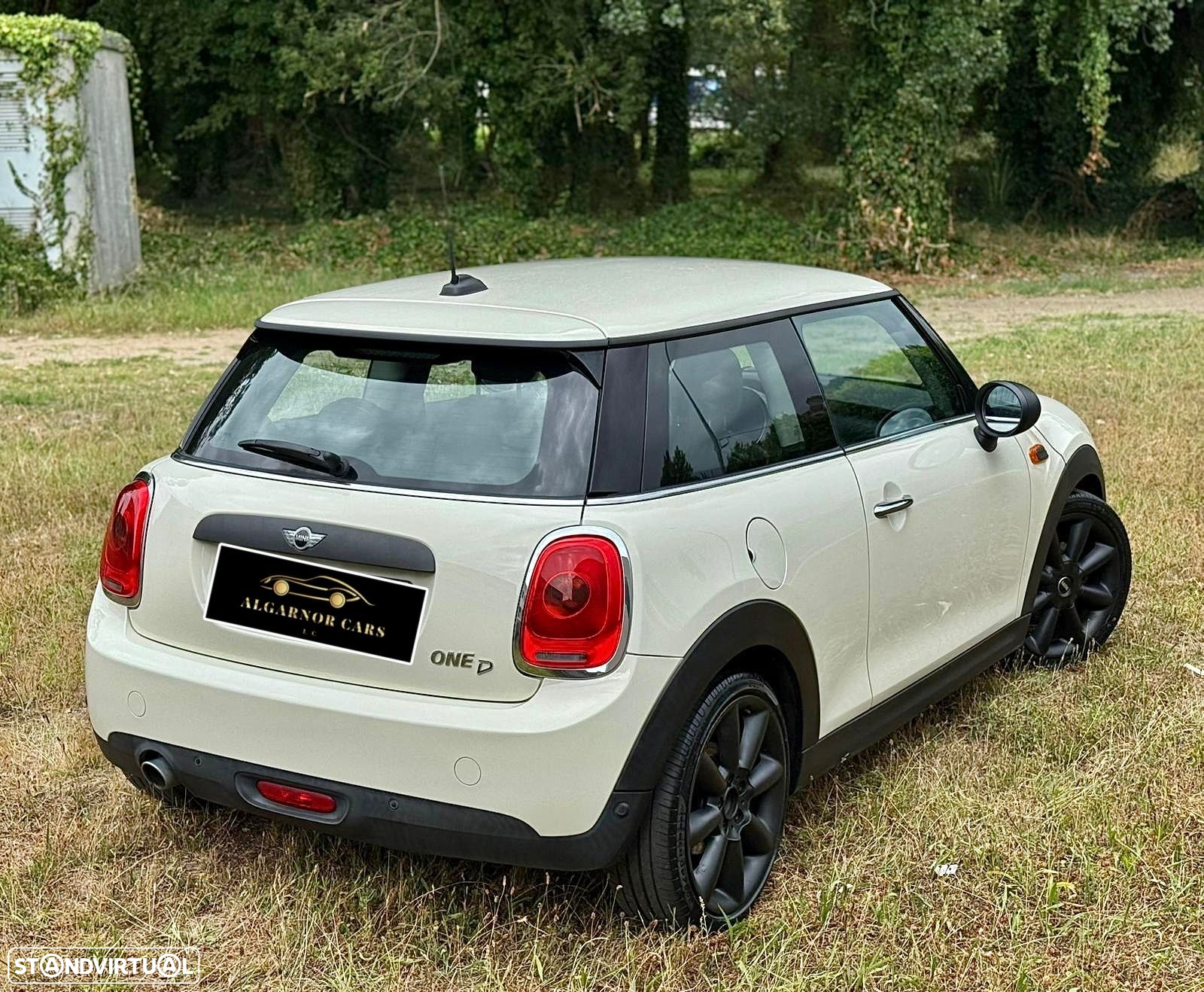 MINI 3 Portas One D - 2