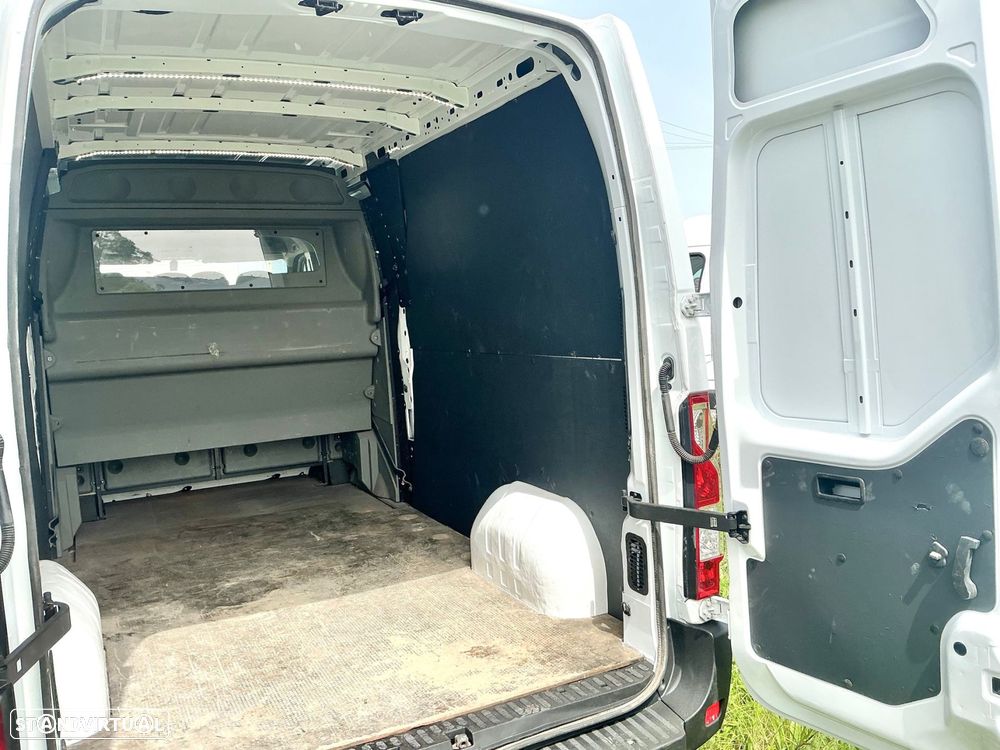 Renault Master 2.3 dCi L3H2 3.5T SS - 2