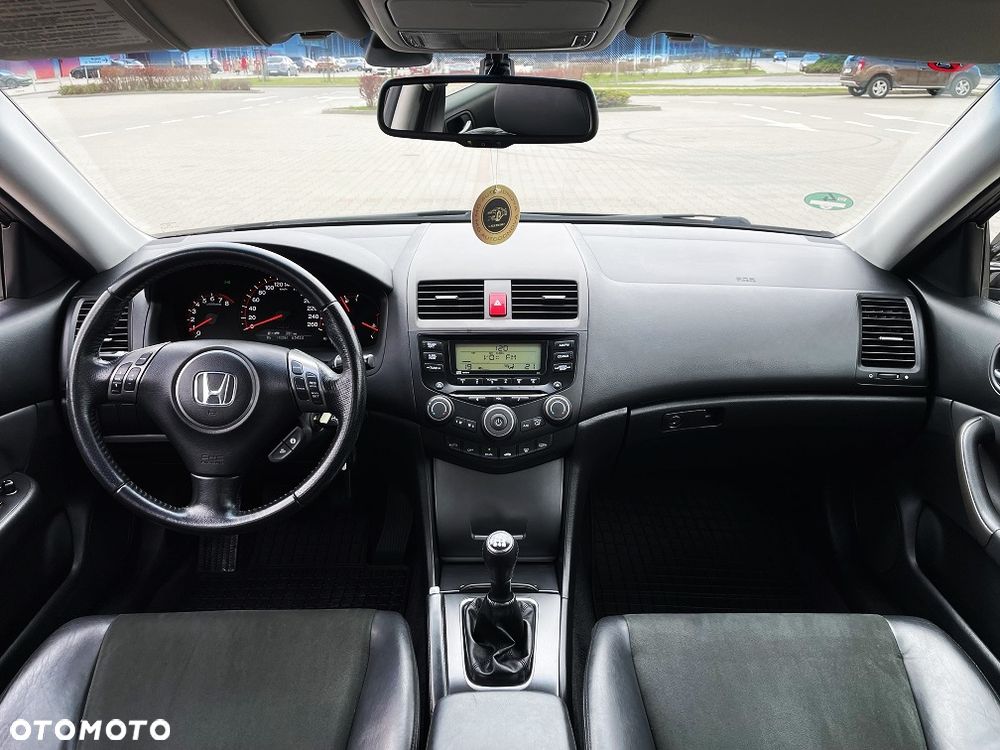 Honda Accord 2.0 i Sport - 22