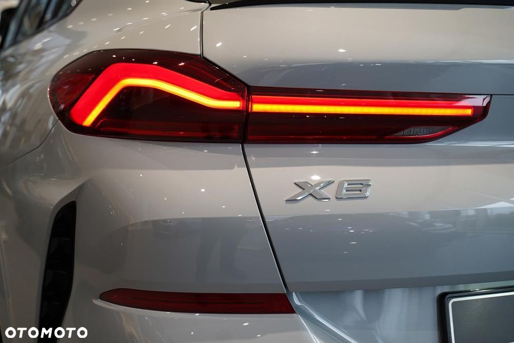 BMW X6 xDrive30d mHEV sport - 16