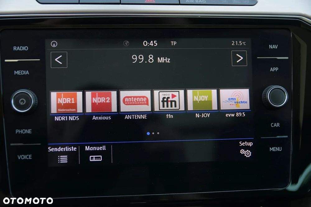 Volkswagen Passat 2.0 TDI (BlueMotion Technology) DSG Highline - 35