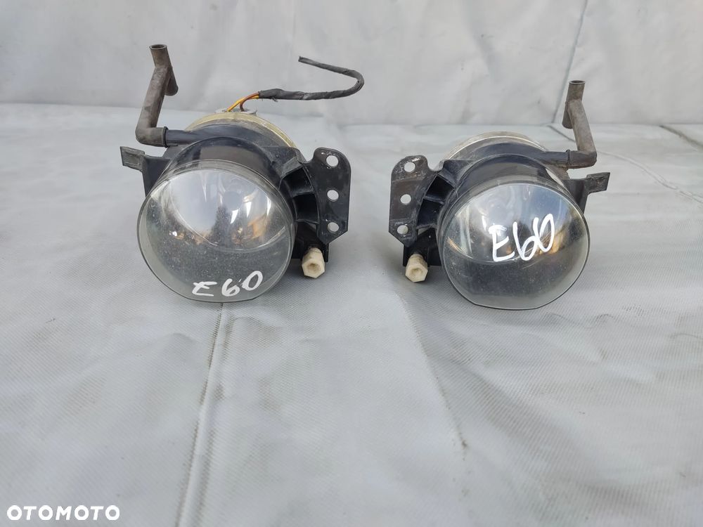 BMW 3 E60 E61 E90 E91 HALOGEN PRAWY PRZEDNI 6910792 - 1