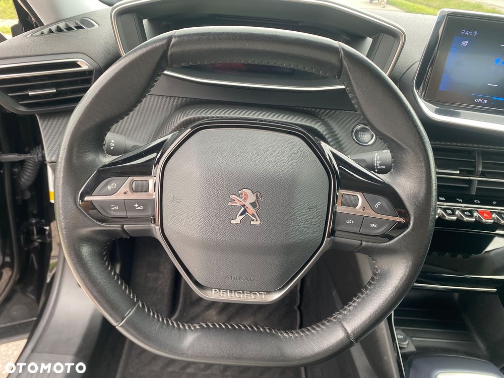 Peugeot 2008 BlueHDi 100 STOP & START Allure - 37