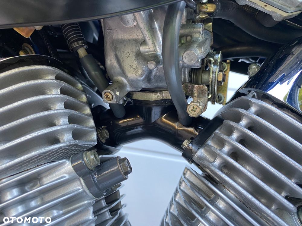 Suzuki Intruder - 31