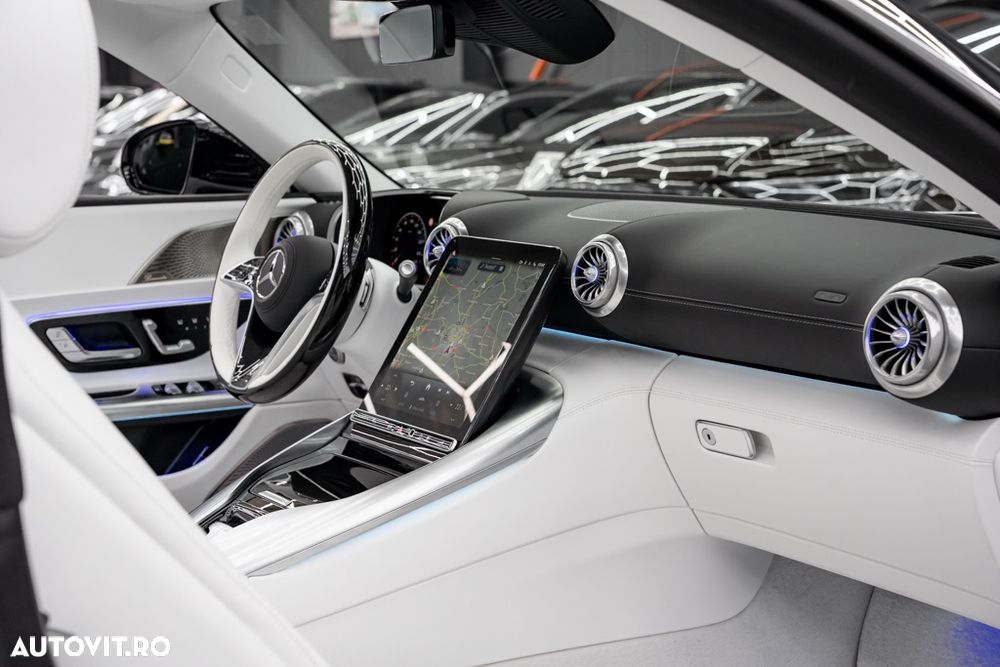 Mercedes-Benz SL Maybach 680 Monogram Series - 11