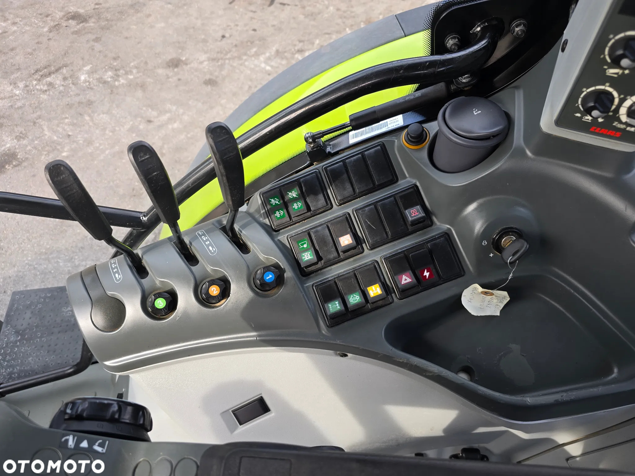 Claas Arion 430 - 18