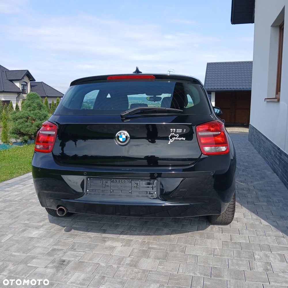 BMW Seria 1 116i - 6