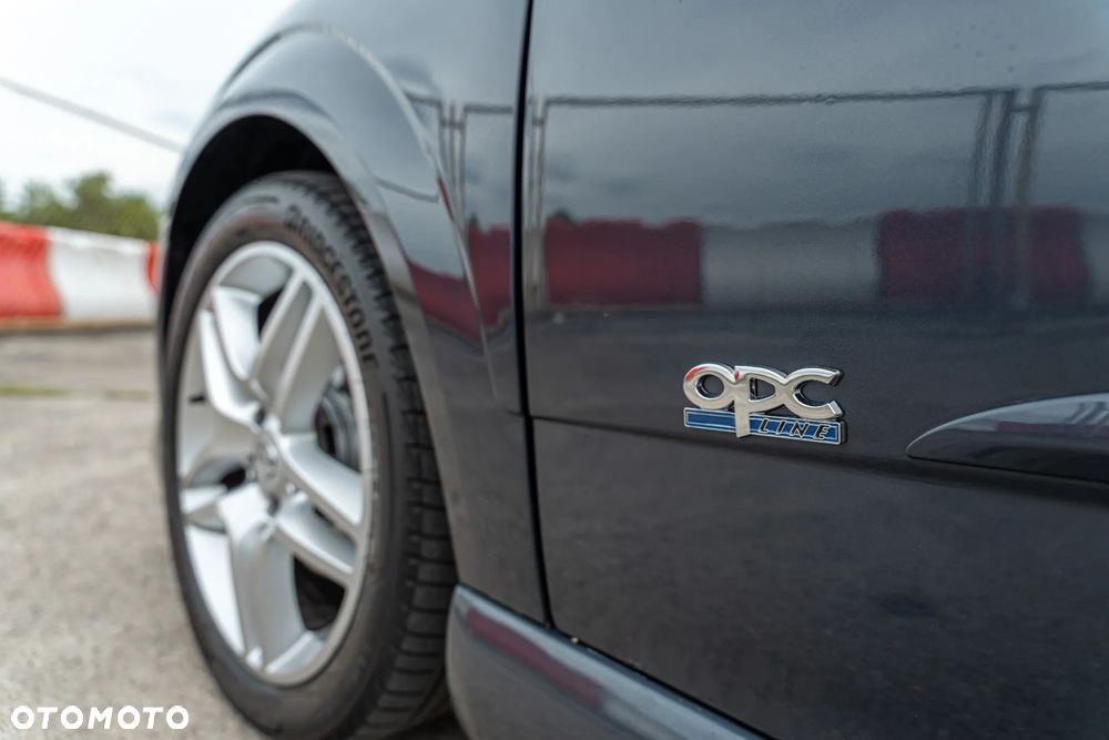 Opel Astra GTC 1.8 Sport - 31