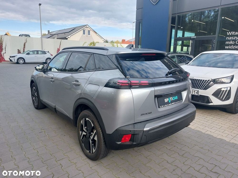 Peugeot 2008 - 4