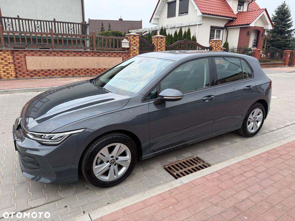 Volkswagen Golf 1.5 eTSI Life DSG - 4