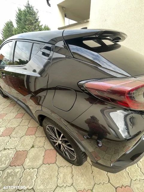 Toyota C-HR - 4